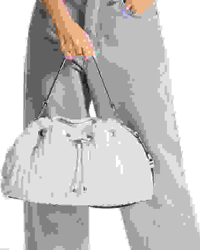 Jimmy Choo シンチ ミディアム