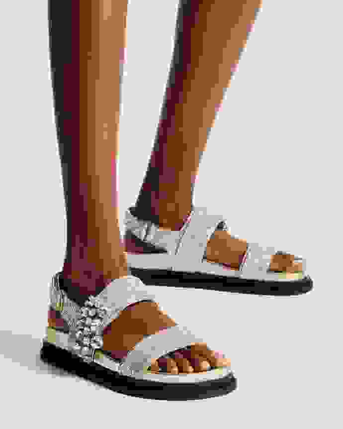 Jimmy Choo ベリティー サンダル フラット 