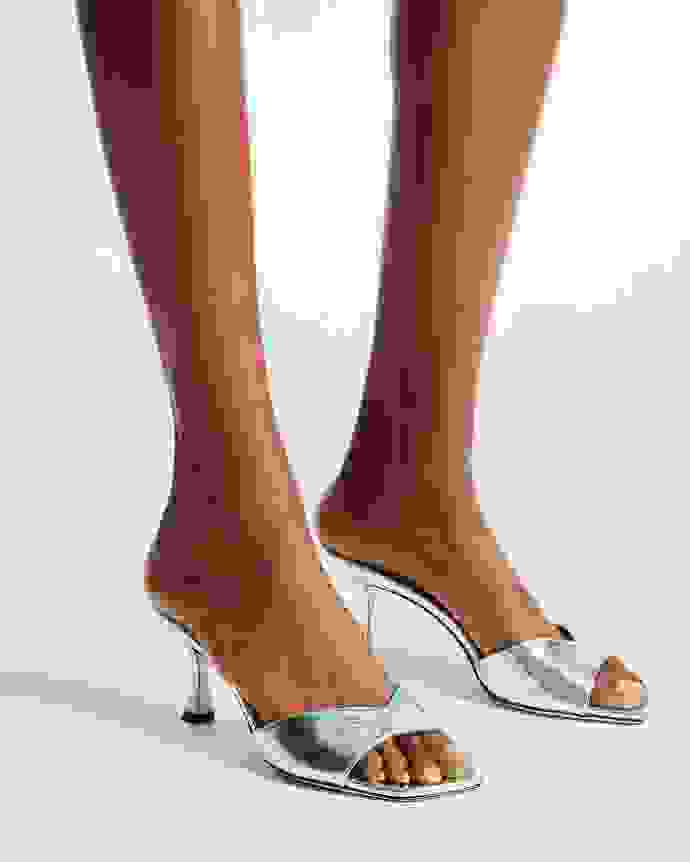 Jimmy Choo Skye 70