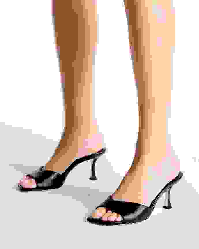 Jimmy Choo Skye 70