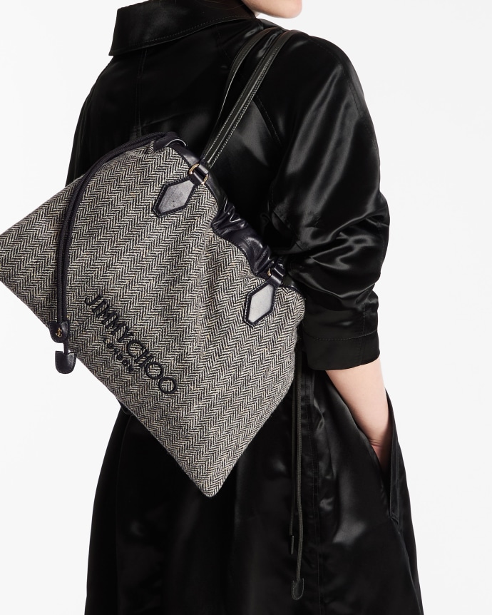 Jimmy Choo ドローストリング トート ミディアム