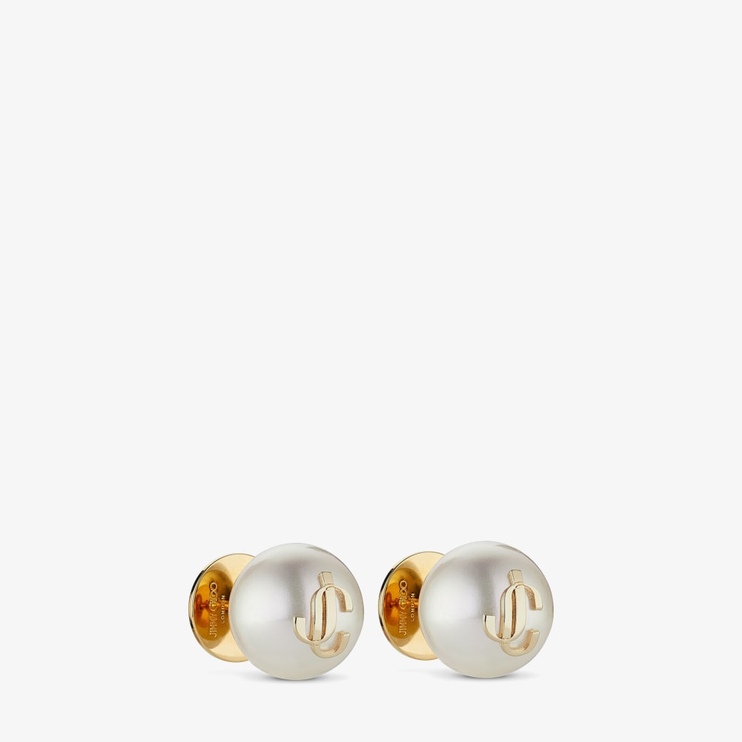 JC Pearl Studs