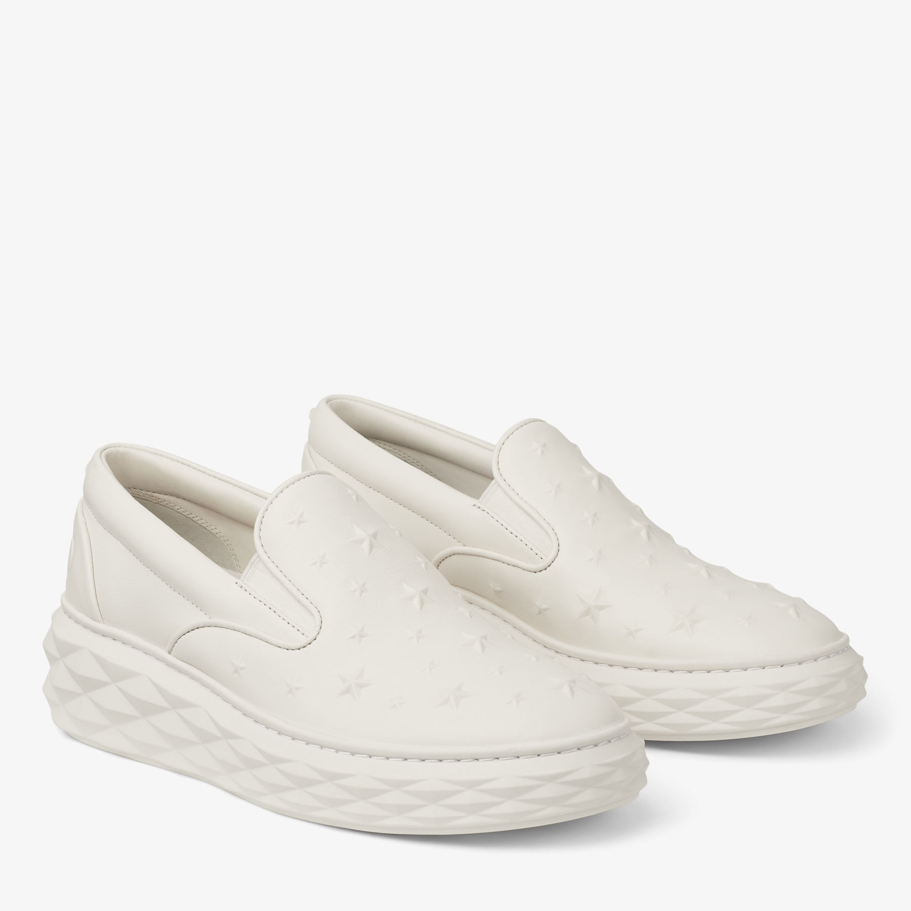 完璧わいふによる Latte | On/M Slip Diamond Embossed CHOO JIMMY | Trainer Leather 靴
