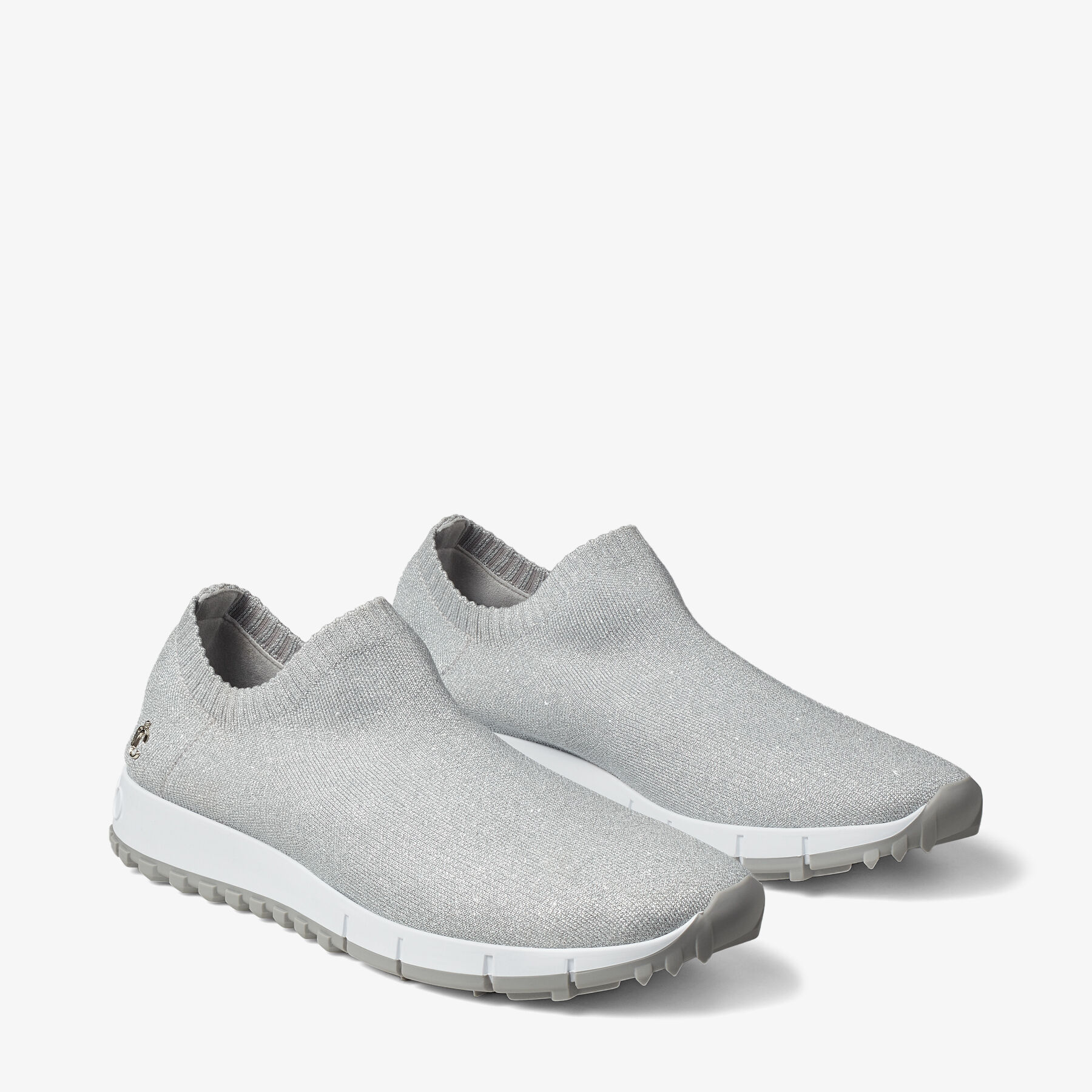 Skechers on jamaica ave online
