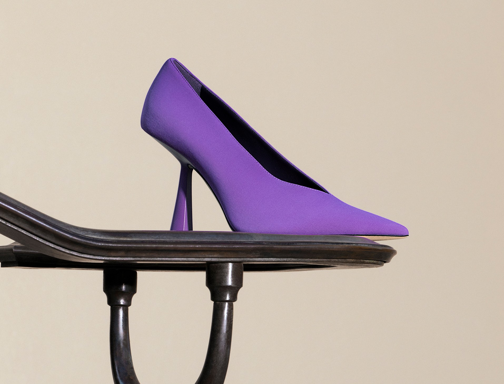 The Ultimate Pump Guide | Women’s Designer Heels | JIMMY CHOO