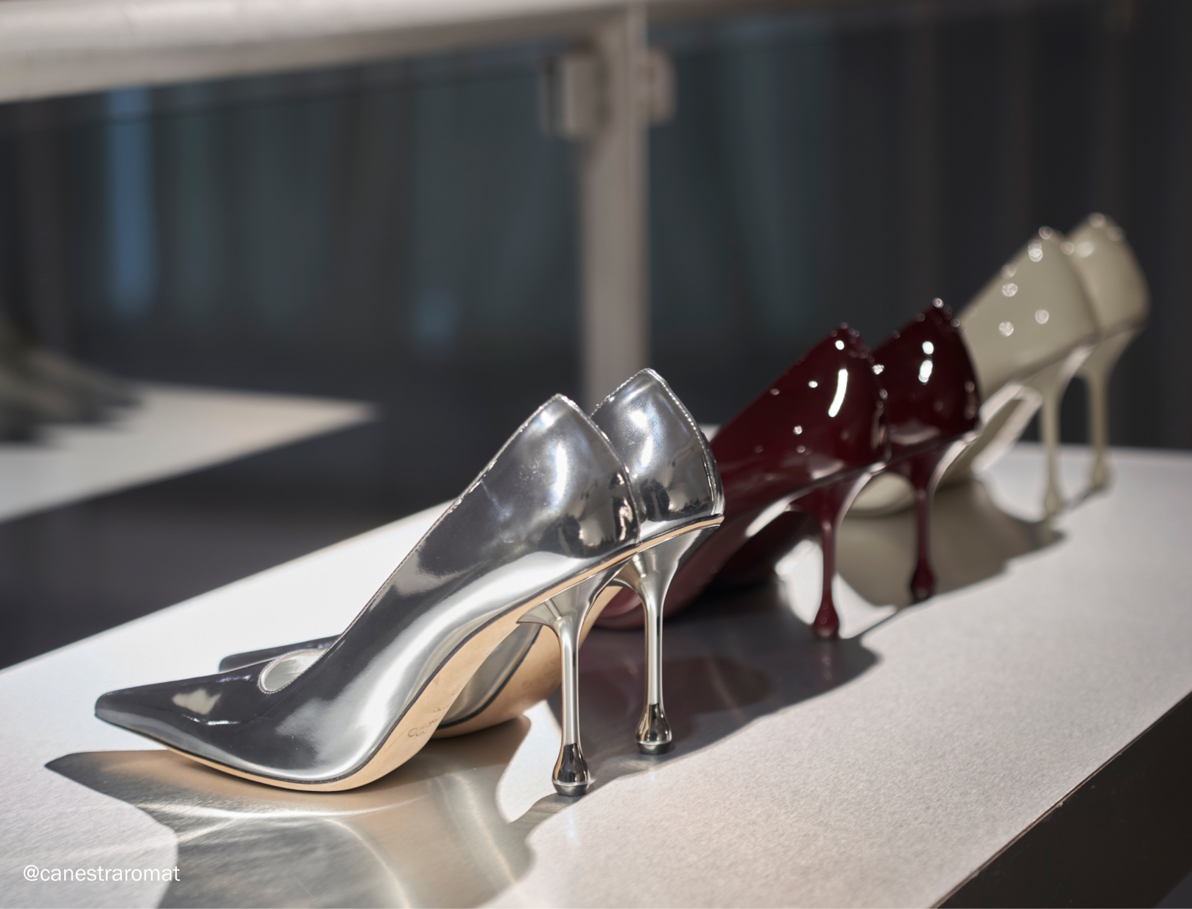 Collezione Autunno 2024 Jimmy Choo Milano Fashion Week JIMMY CHOO