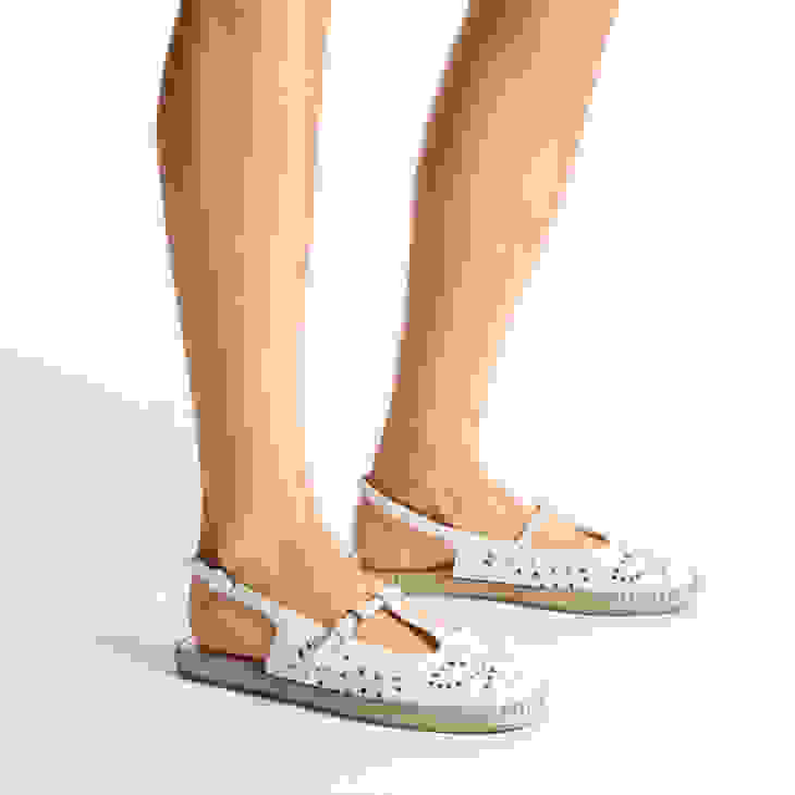 Jimmy Choo アミー フラット