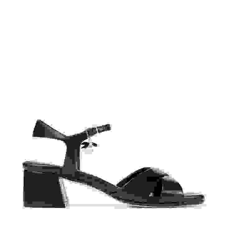 Jimmy Choo アストラ 45