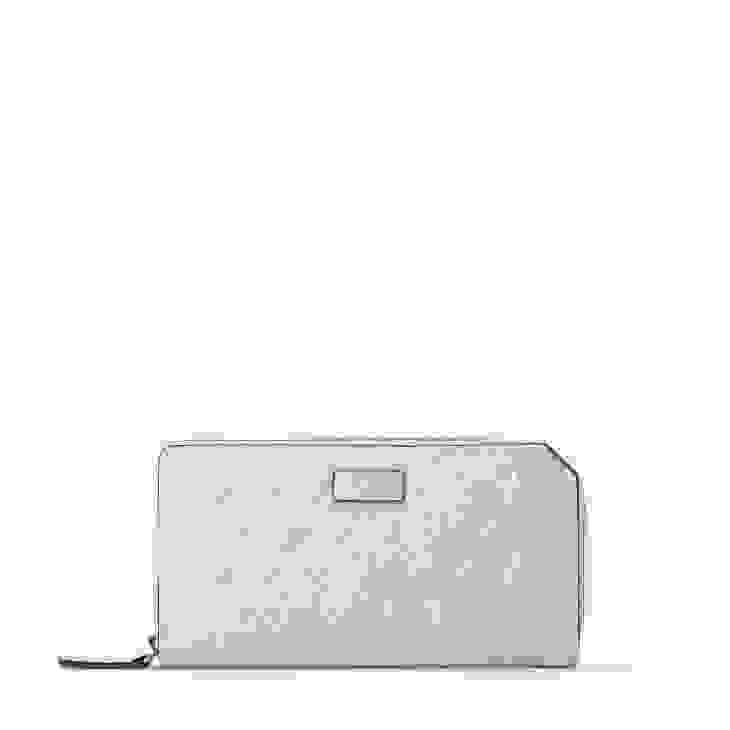 Jimmy Choo カーナビー  S
