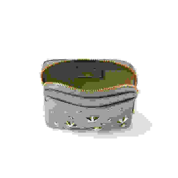 Jimmy Choo コンパクトジップ カードケース