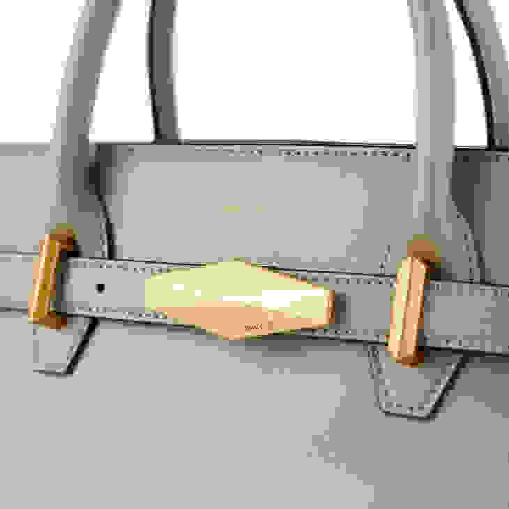 Jimmy Choo ダイアモンド ベルテッド トップハンドル  S