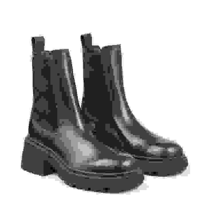 Jimmy Choo ロウリ コンバット フラット