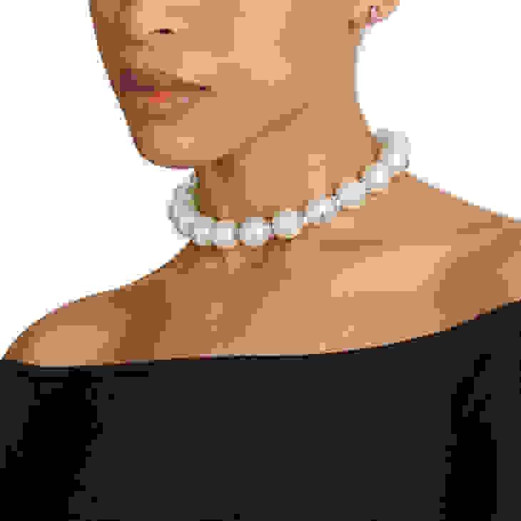 Jimmy Choo Pearl Crystal Choker