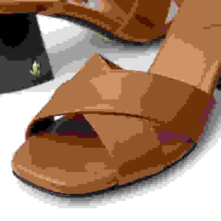 Jimmy Choo Valla 65