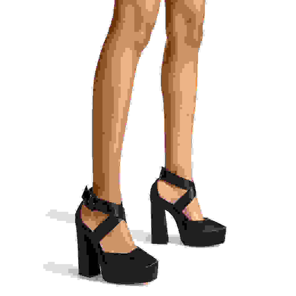 Jimmy Choo Gian 140