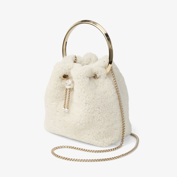 正規品 美品 ジミーチュウ バッグ ゴールド マイクロ ボンボン パーティー ジミー チュウ」の華やぎバッグ｜艶と光をまとったモダンな