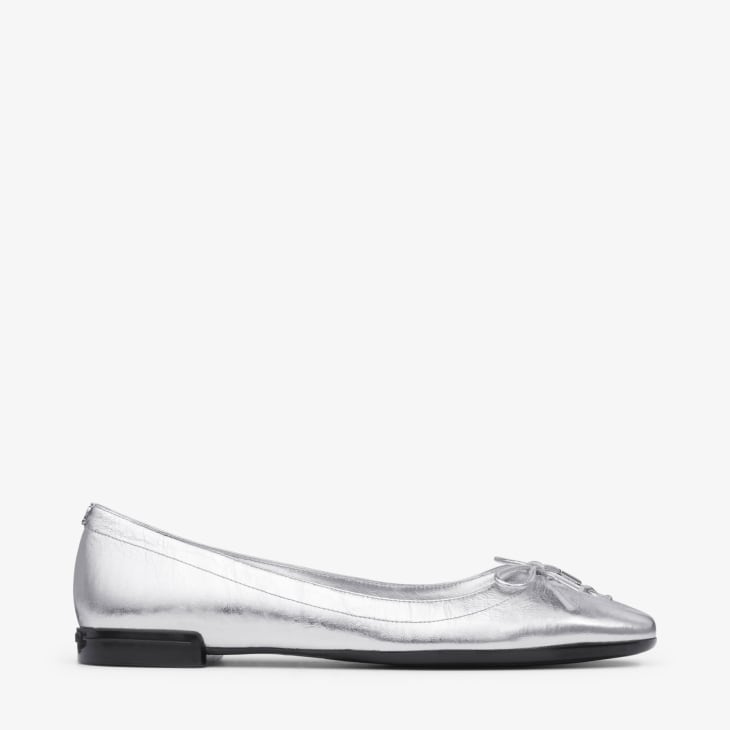 【美品】JIMMY CHOO シルバー フラットシューズ 38 1/2 美品】JIMMY CHOO シルバー フラットシューズ 38 1/2 JIMMY CHOO