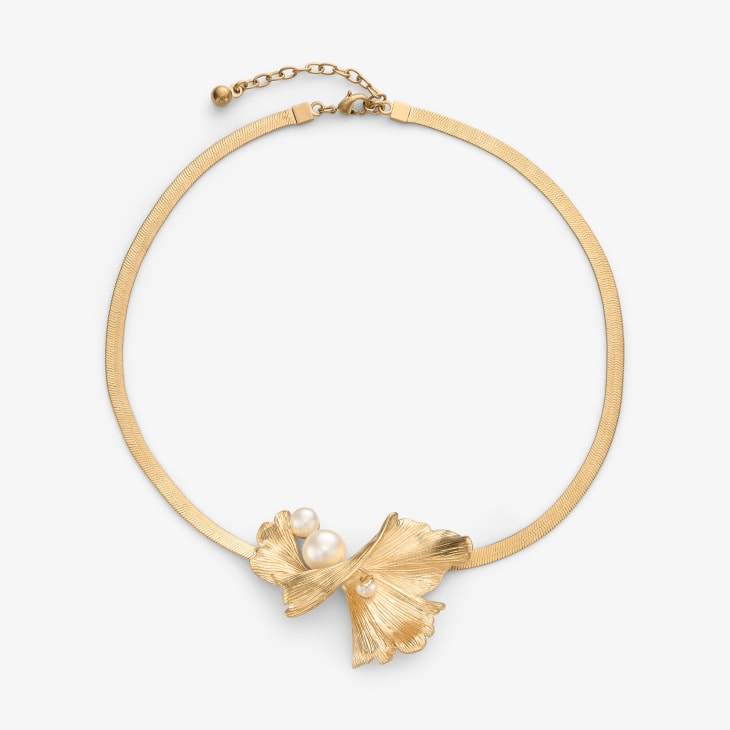 Jimmy Choo Wave Pearl Necklace