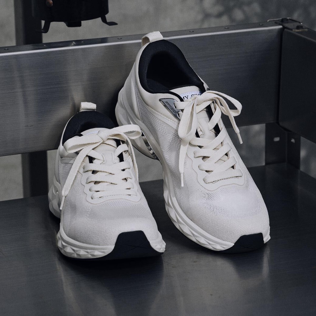 Jimmy Choo Diamond Run M