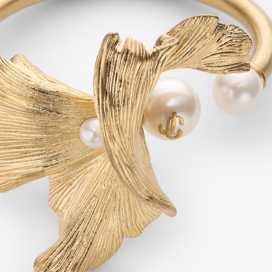 Jimmy Choo Wave Pearl Cuff