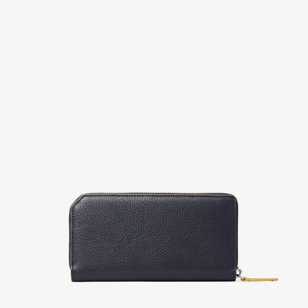 Jimmy Choo カーナビー 