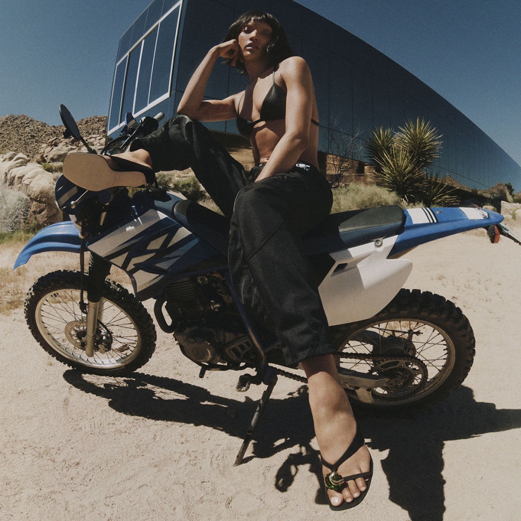 Jimmy Choo エメリ ストーン 35