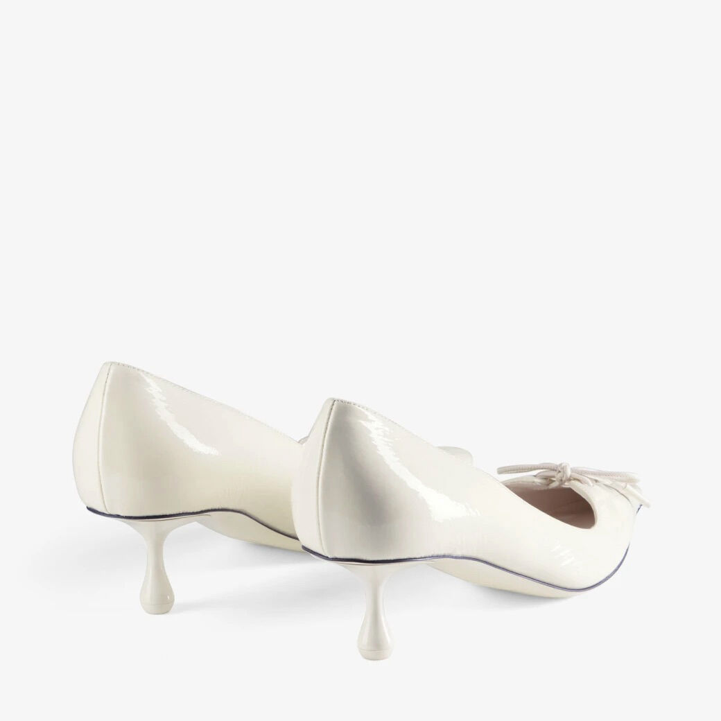 Jimmy Choo スカーレット 50