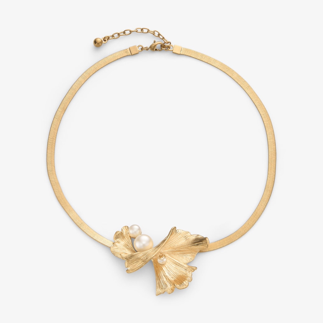 Jimmy Choo Wave Pearl Necklace