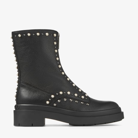 【関税込み】Jimmy Choo オフホワイト Nola Flat ブーツ Jimmy Choo(ジミーチュウ) ブーツ(レディース) - 海外通販のBUYMA