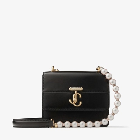 海外ファッションブランド通販サイト【公式】 Black Box Leather Shoulder Bag with Pearl Strap | AVENUE バッグ