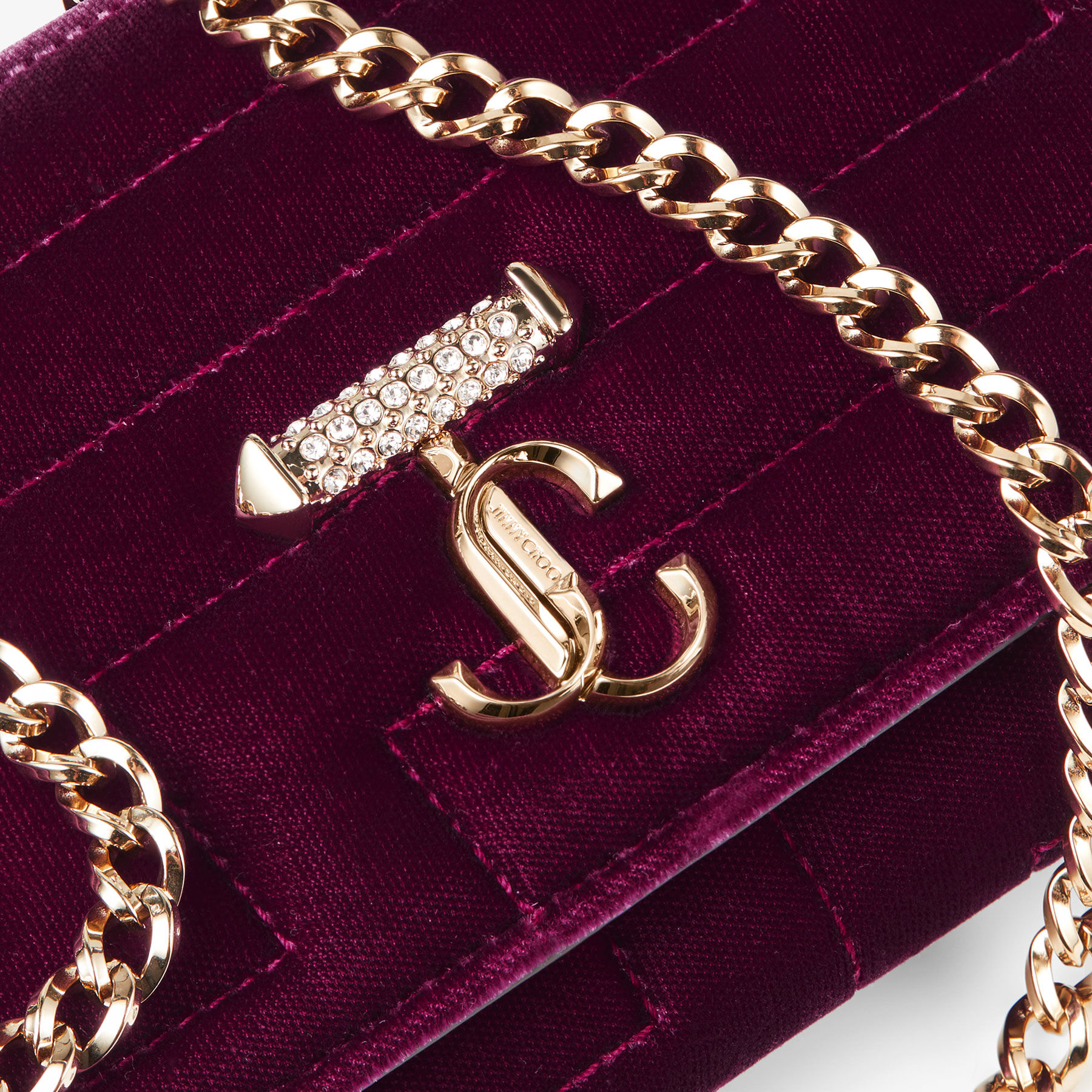 AVENUE WALLET/CHAIN | Boysenberry Avenue Velvet Wallet with