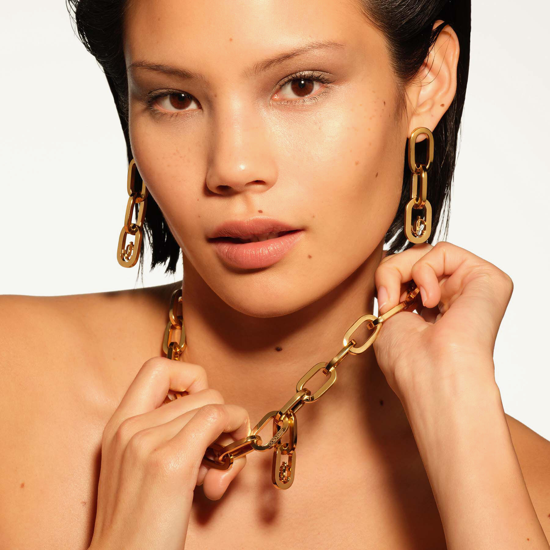 Gold-Finish Metal JC Chain Necklace | JC Chain Necklace ...
