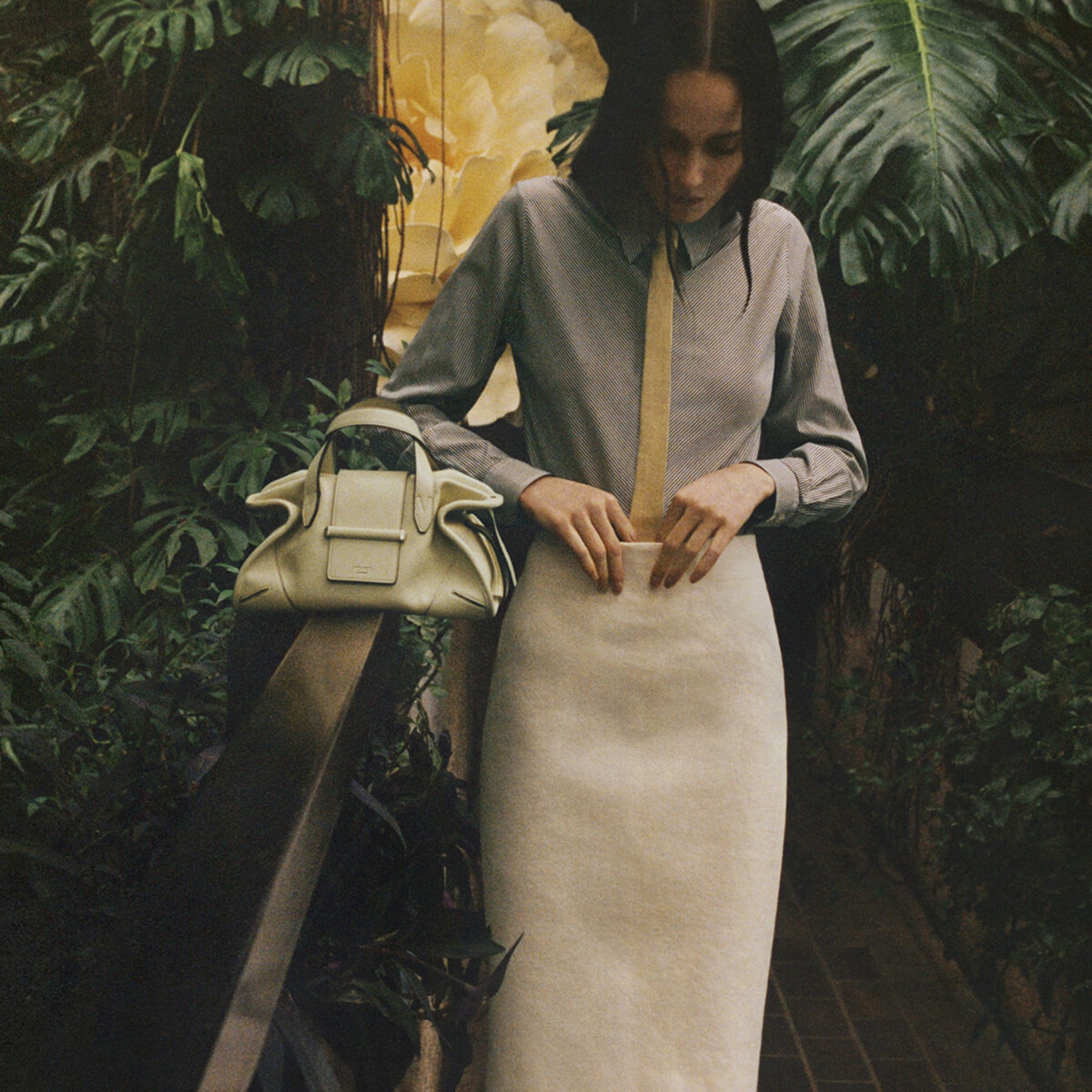 Bar Holdall Small | Buttermilk Biker Leather Holdall Bag | JIMMY CHOO