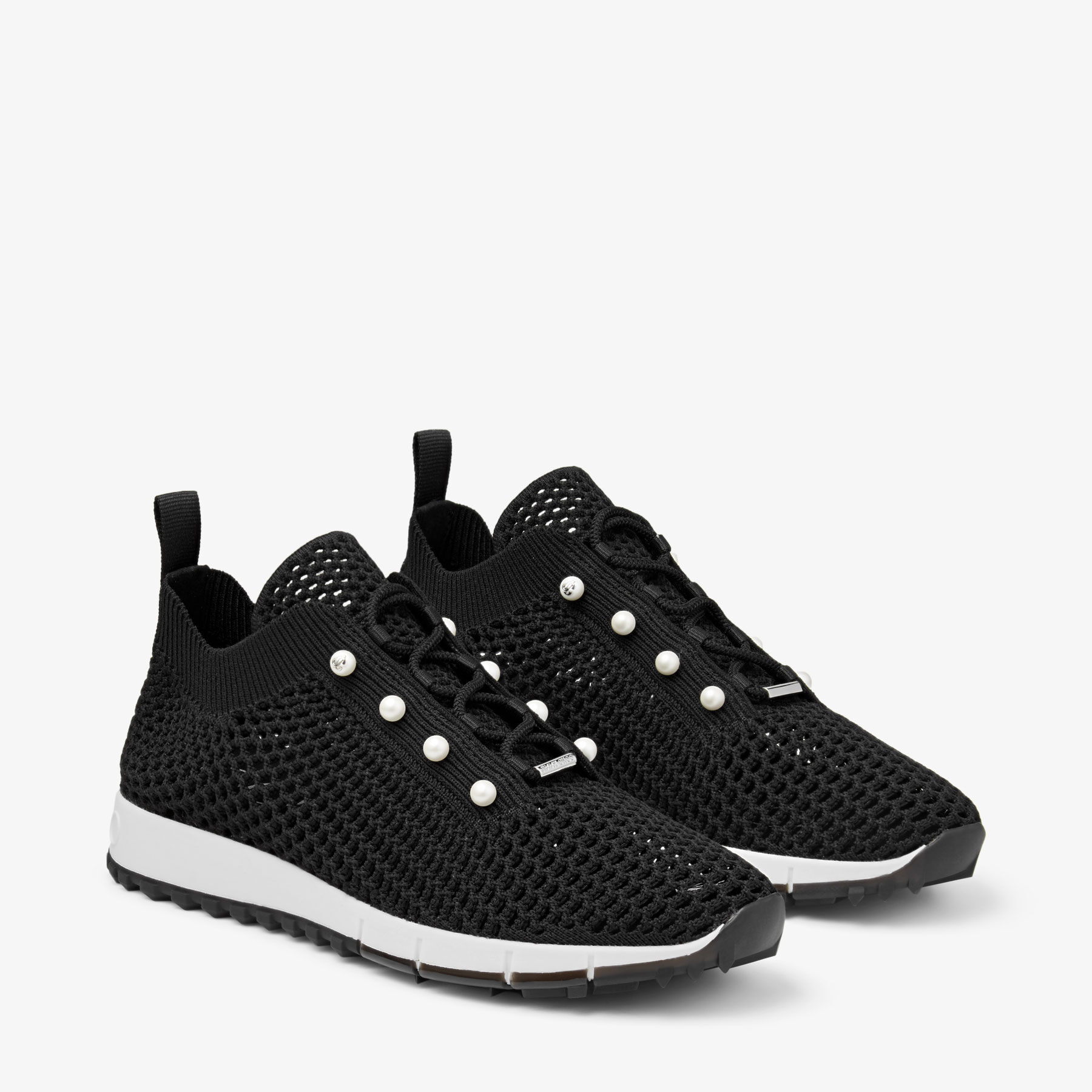 マルコ黒 LL 　すみっち Veles | Black Crochet Knit Low-Top Trainers with Pearls | JIMMY CHOO