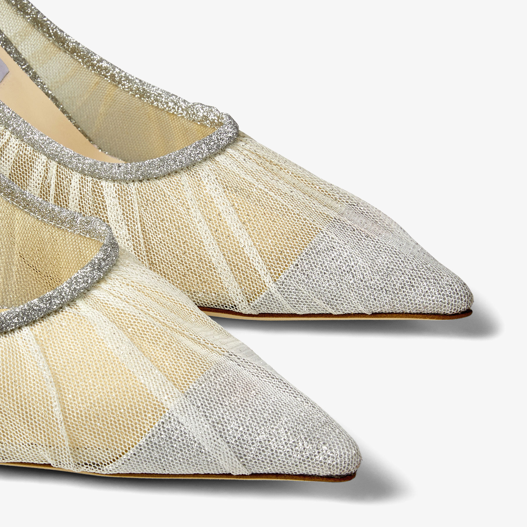 Ivory チュールオーバーレイ付き Metallic Silver グリッター