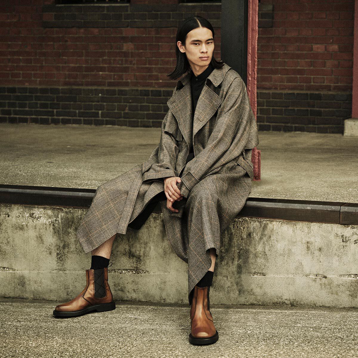 レジー チェルシーブーツ | モカ バーニッシュドレザー・アンクル