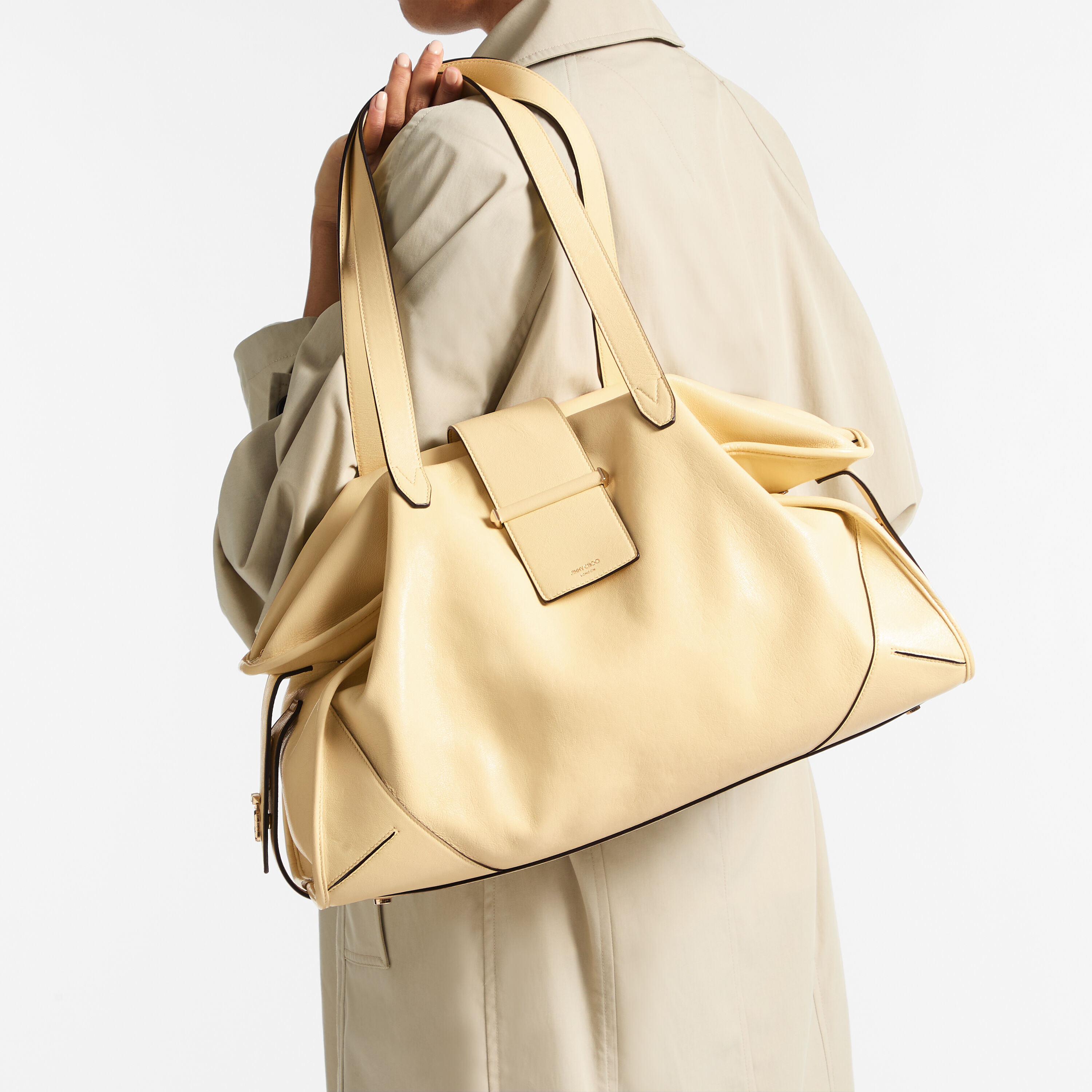 Bar Holdall Large | Buttermilk Biker Leather Holdall Bag | JIMMY CHOO