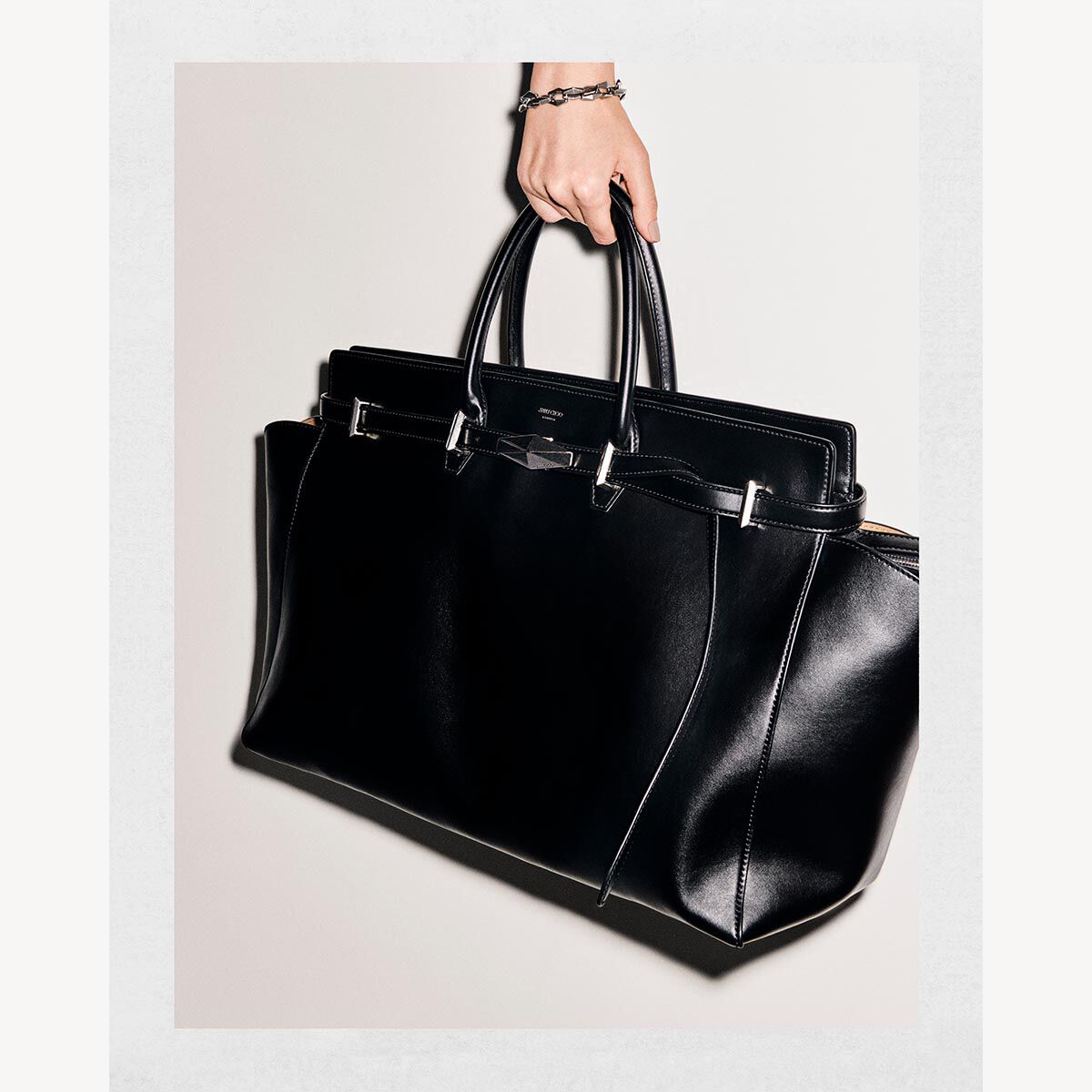Diamond Belted Top Handle/M | Black Leather Top Handle Bag Diamond Belted Top Handle/M | Black Leather Top Handle Bag