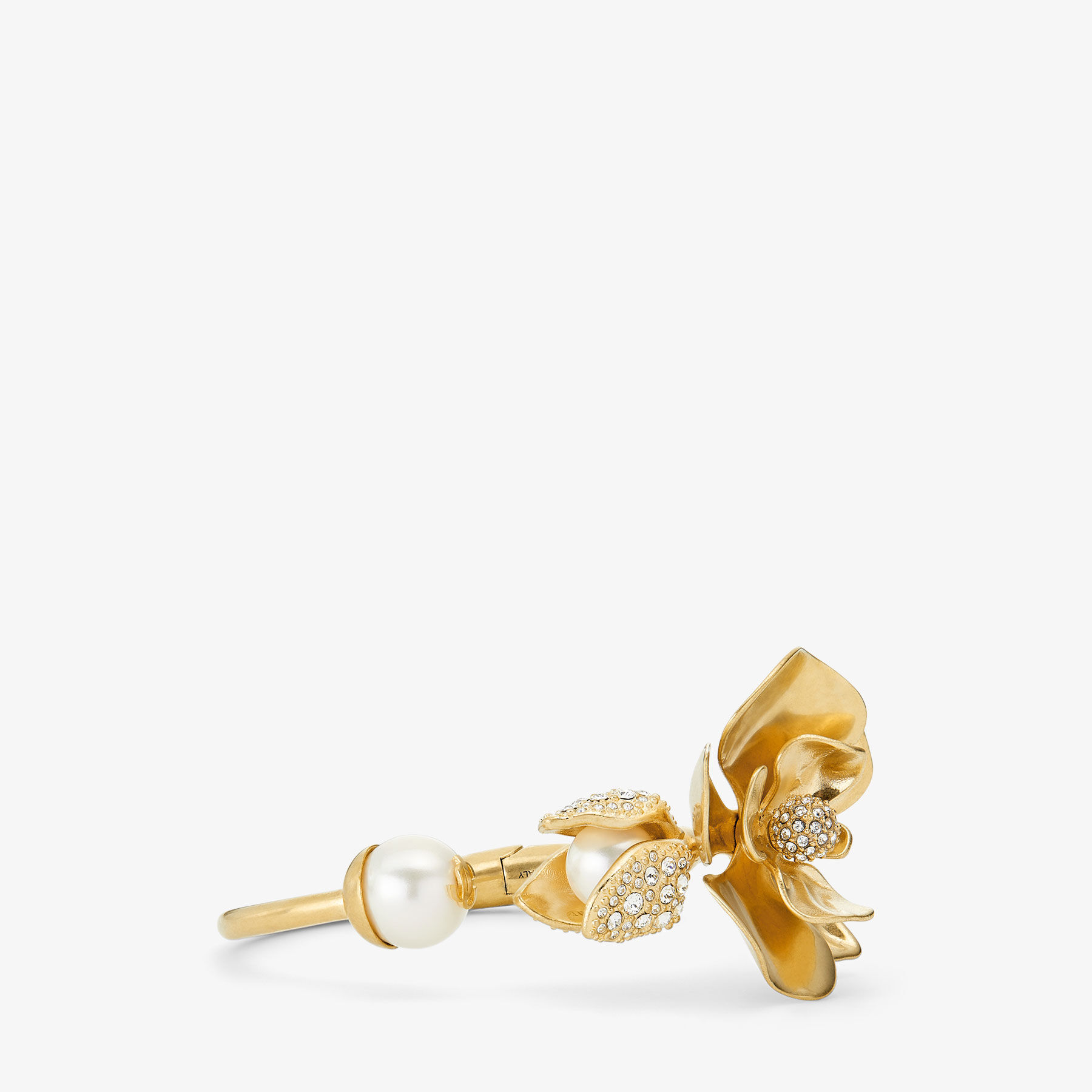 JIMMY CHOO 国内買付 Daisy Pearl Bracelet ゴールド 真珠 カフ デイジー パール ブレスレット |パール＆デイジーディテール付き