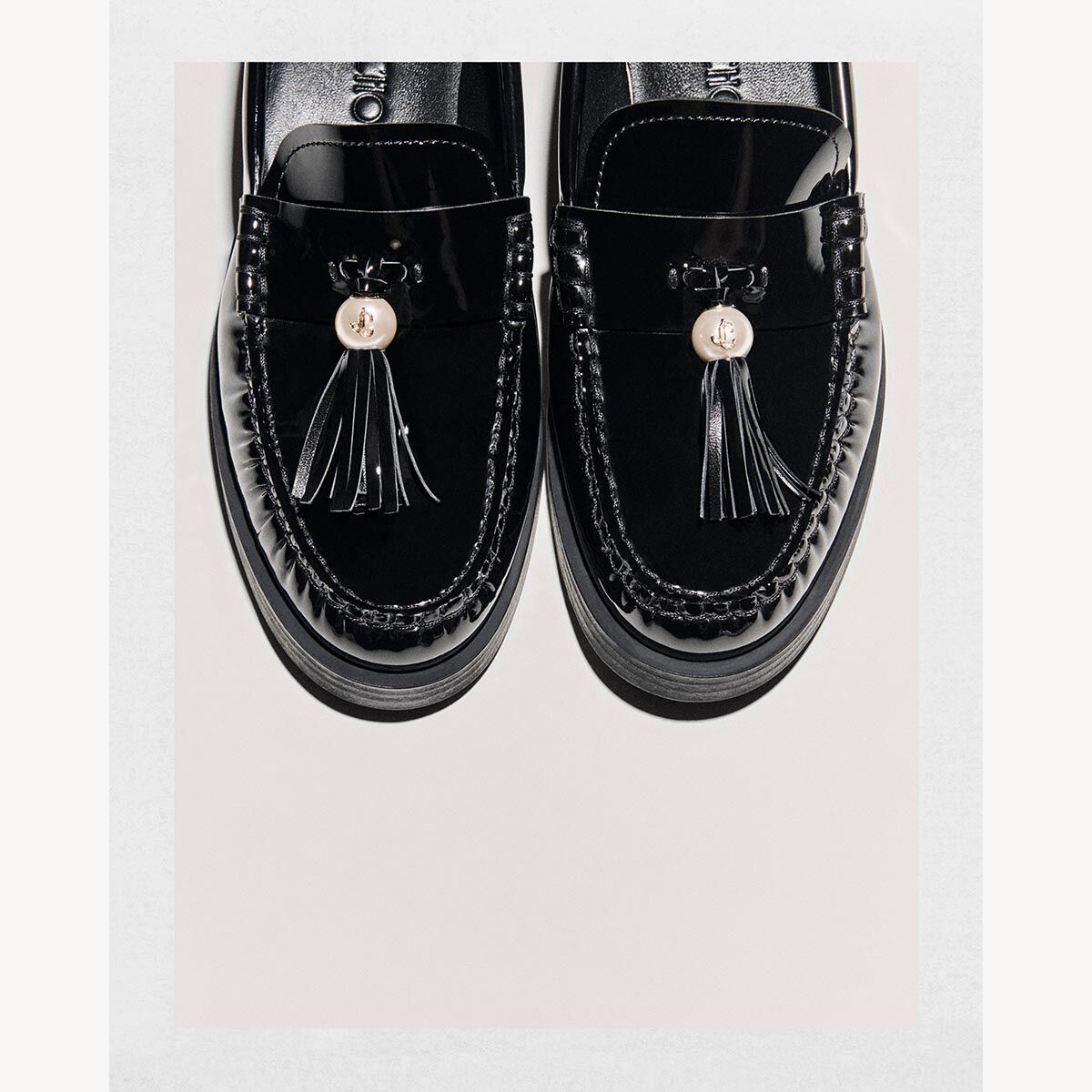 ジミーチュウ Cheri キラキラ ビジュー ローファー (Jimmy Choo