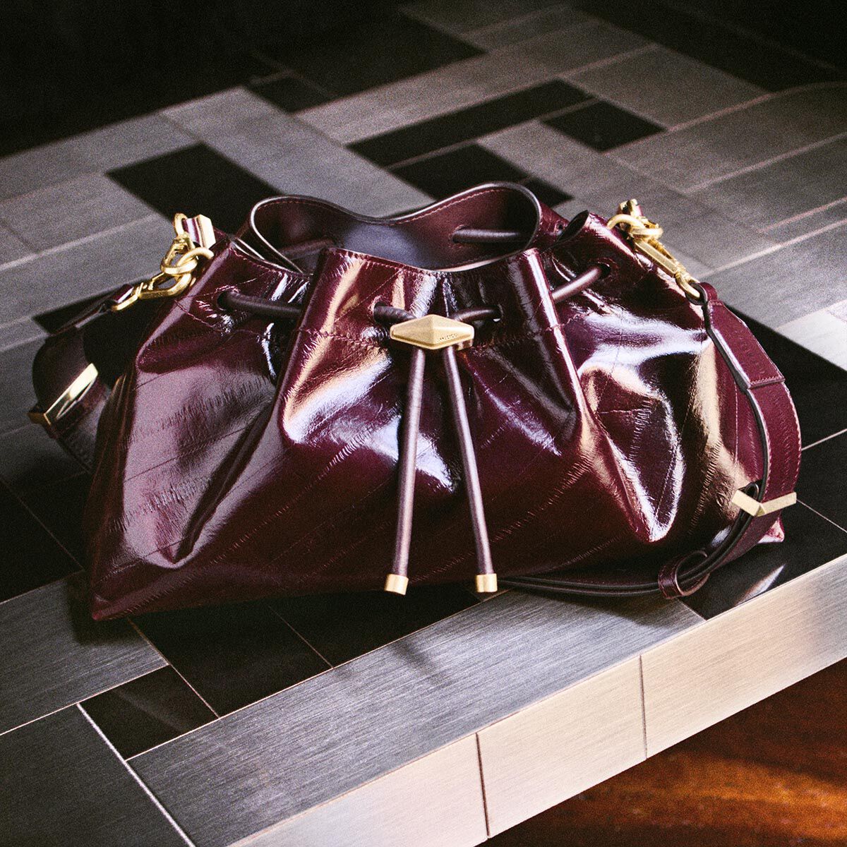 Cinch Medium | Barolo Matte Eel Printed Leather Shoulder Bag