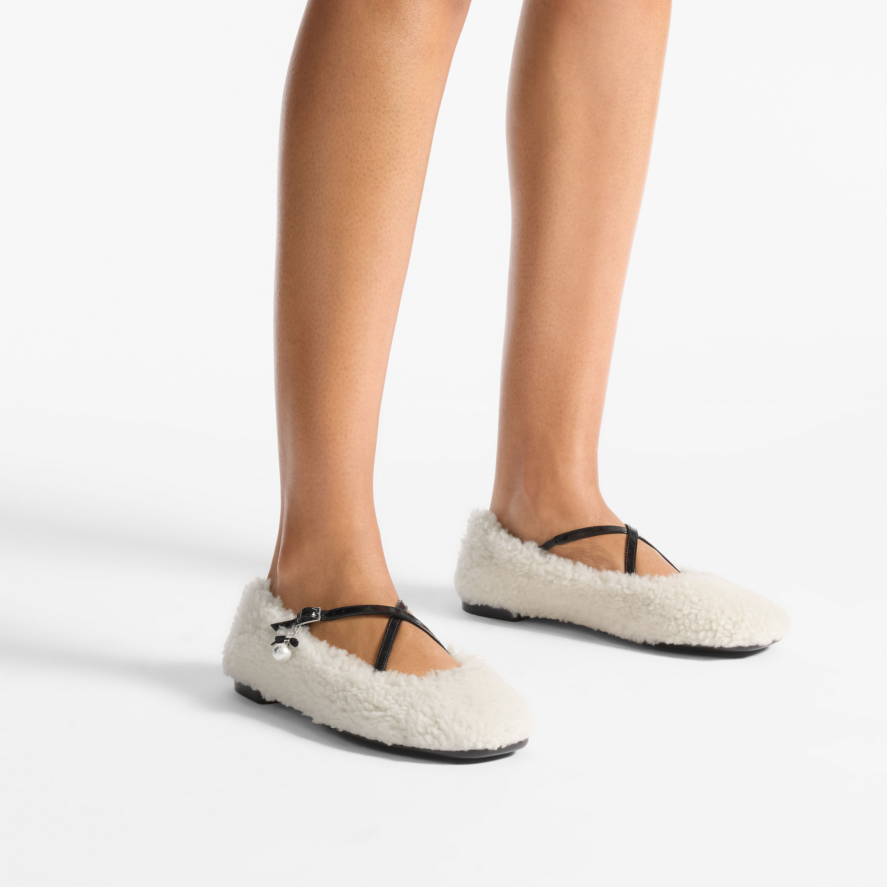 Eleri Ballerina S | Natural Shearling Ballerina Pumps with Pearl