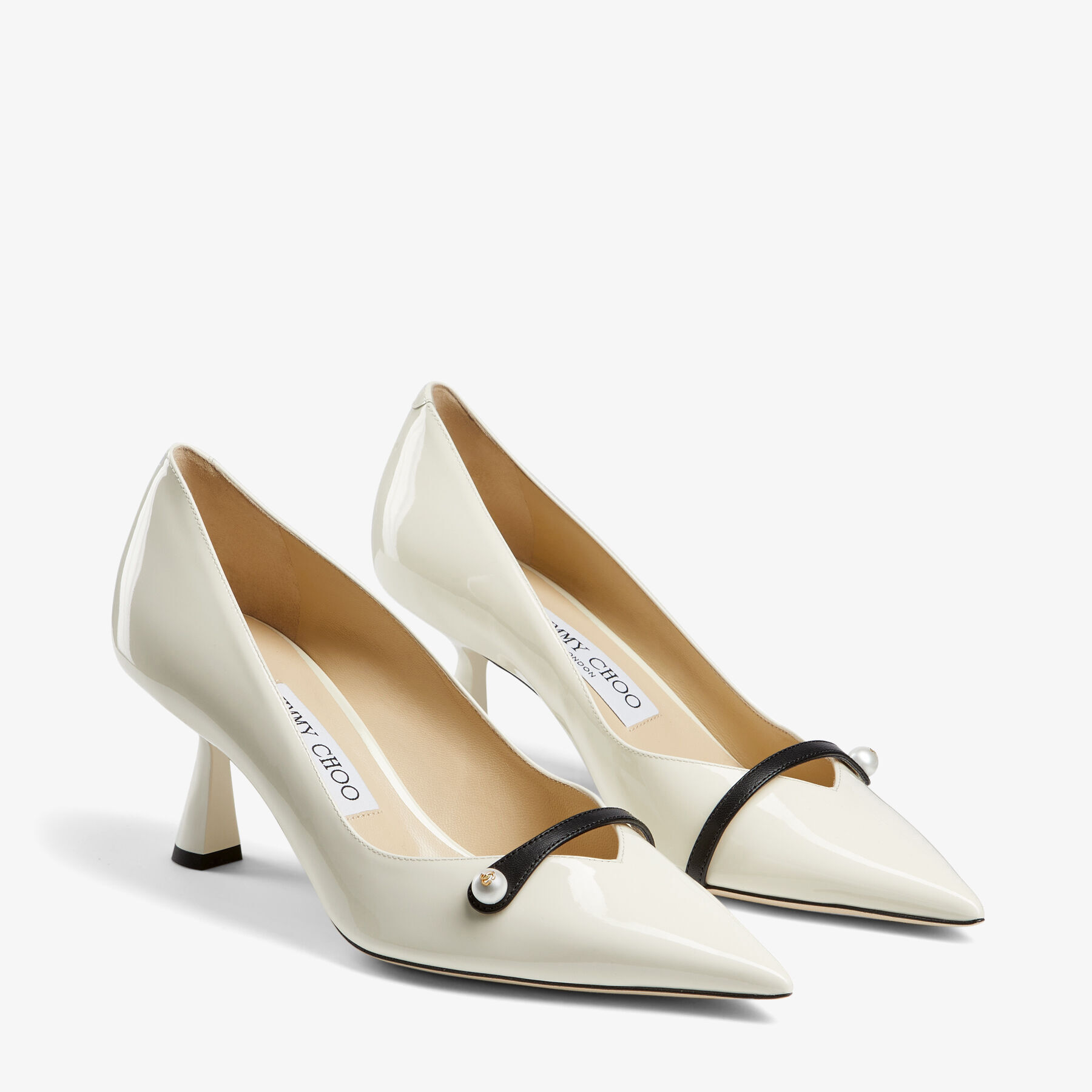 Latte Patent Pointed Pumps with Pearl 