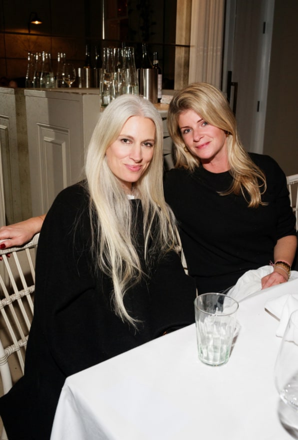 Sarah Harris, Aurore Ankarcrona Hennessey