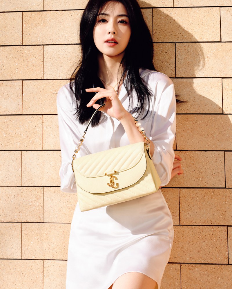 ショルダーバッグ・ポシェット 70%OFF JIMMY CHIOO VARENNE PATENT LEATHER POCHETTE 70%OFF JIMMY CHIOO VARENNE PATENT LEATHER POCHETTE (Jimmy