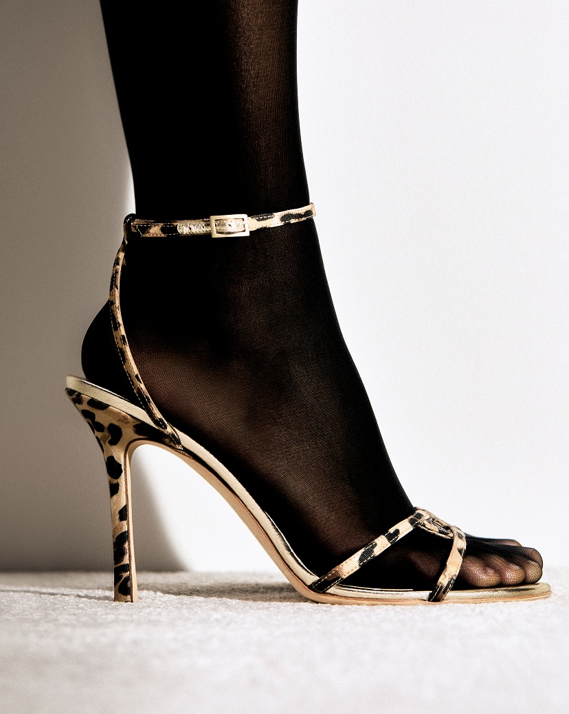 洋書　rizzoli社 JIMMY CHOO XV 写真集 Jimmy Choo Celebrates Three Decades of Luxury with Archive