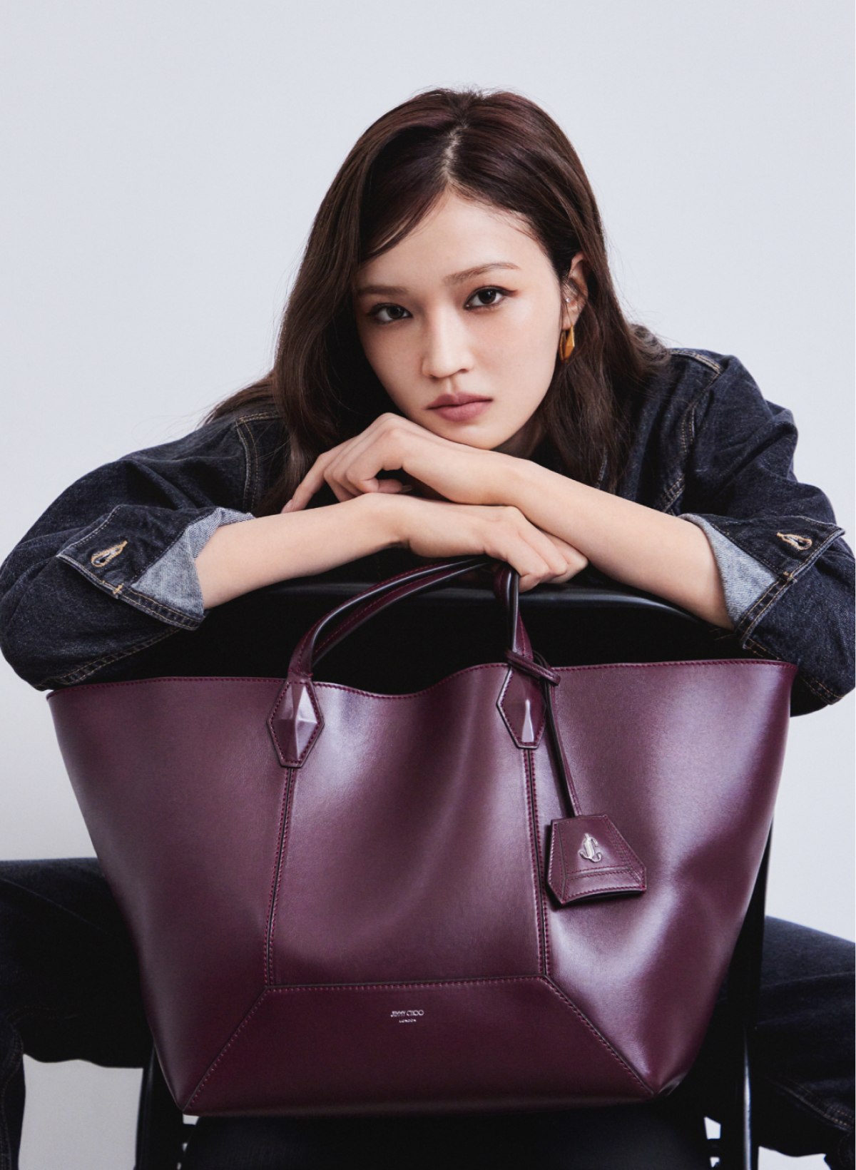新作Diamond Tote | ジミー チュウ