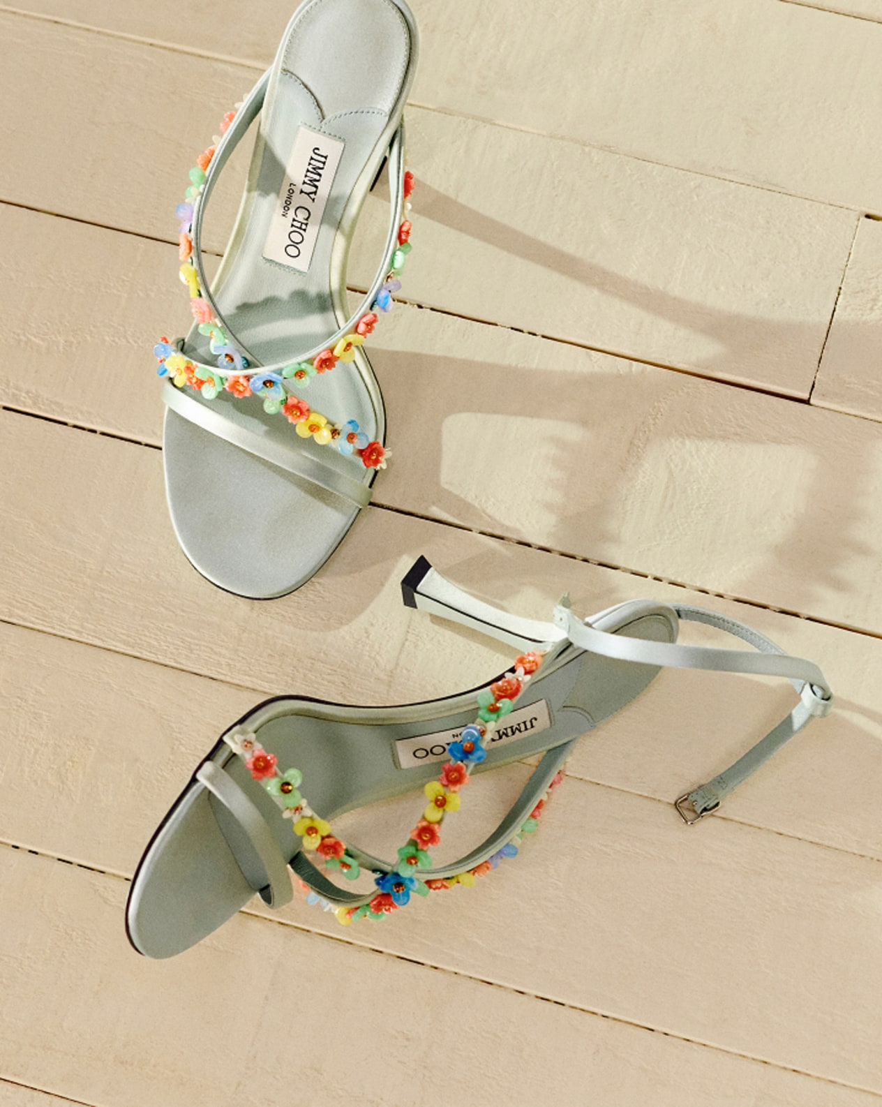 試着のみ☆ JIMMY CHOO☆ピンクがキュートな紐サンダル 靴