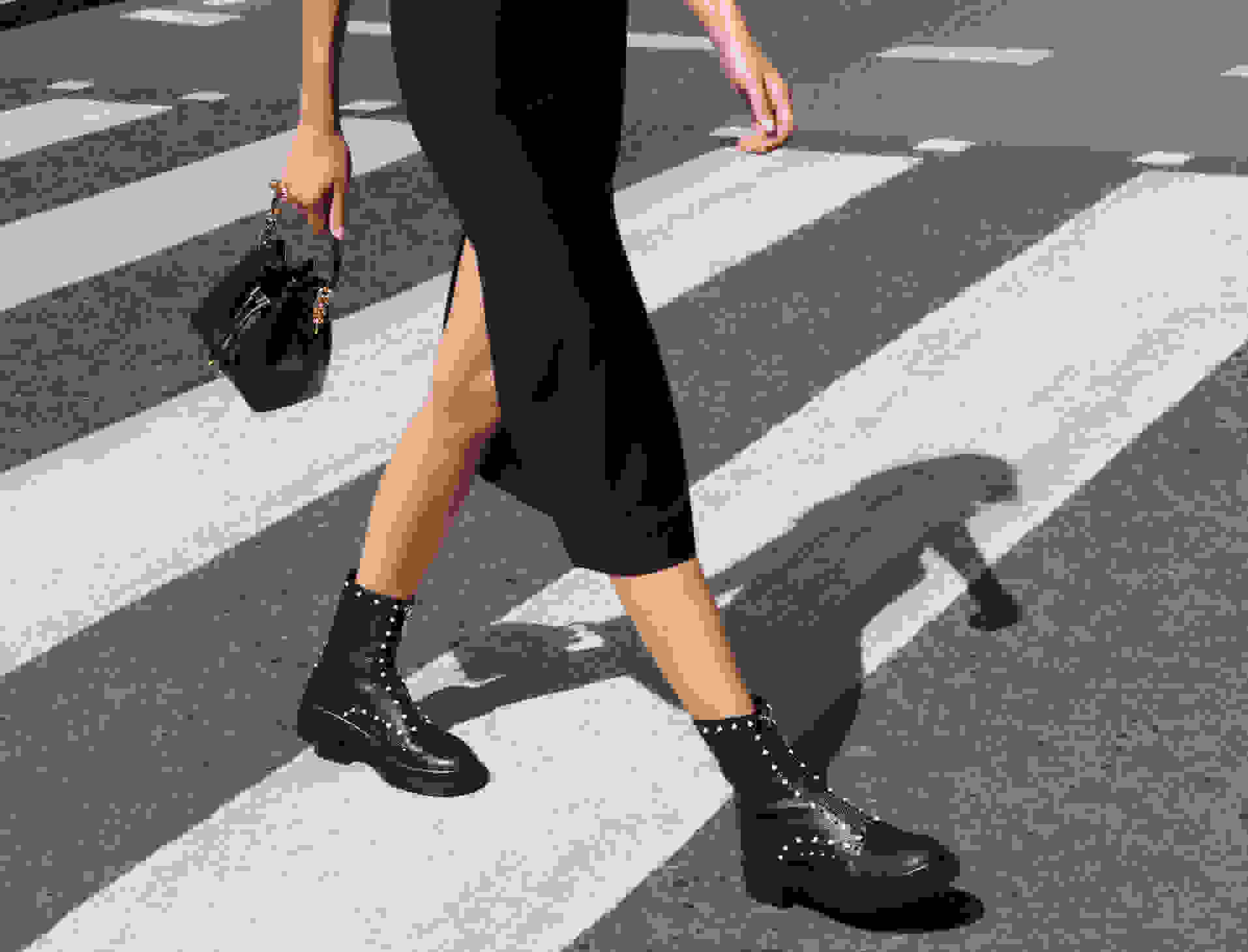 HOW TO STYLE THE AVENUE HANDBAG FAMILY