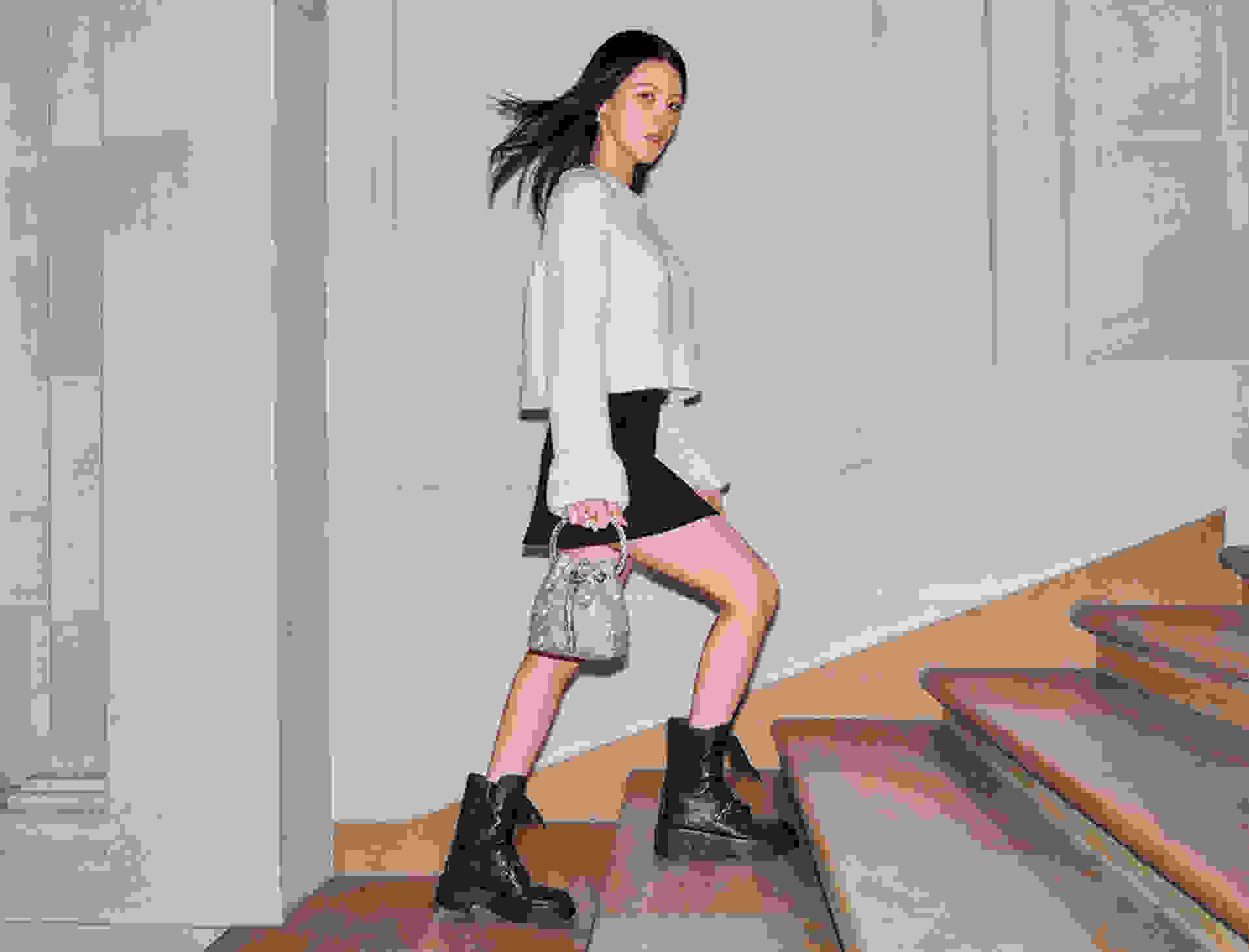 HOW TO STYLE THE AVENUE HANDBAG FAMILY